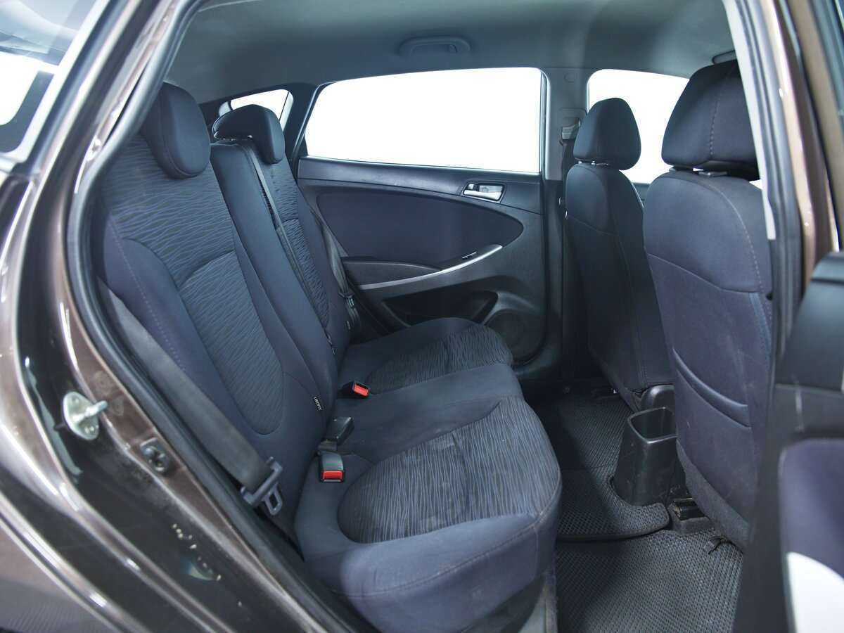 Hyundai Solaris 2015 года с пробегом. Фото: #8