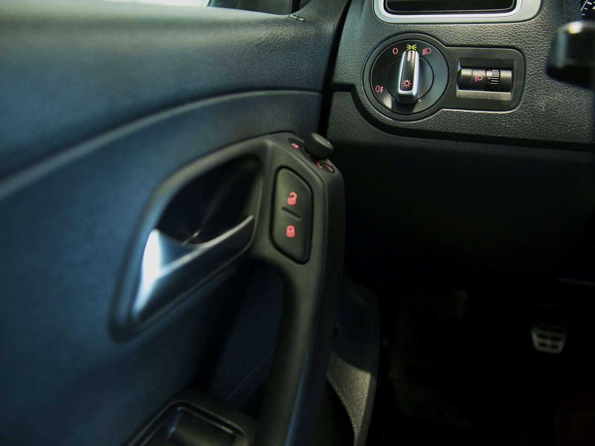 Volkswagen Polo 2016 года с пробегом. Фото: #8