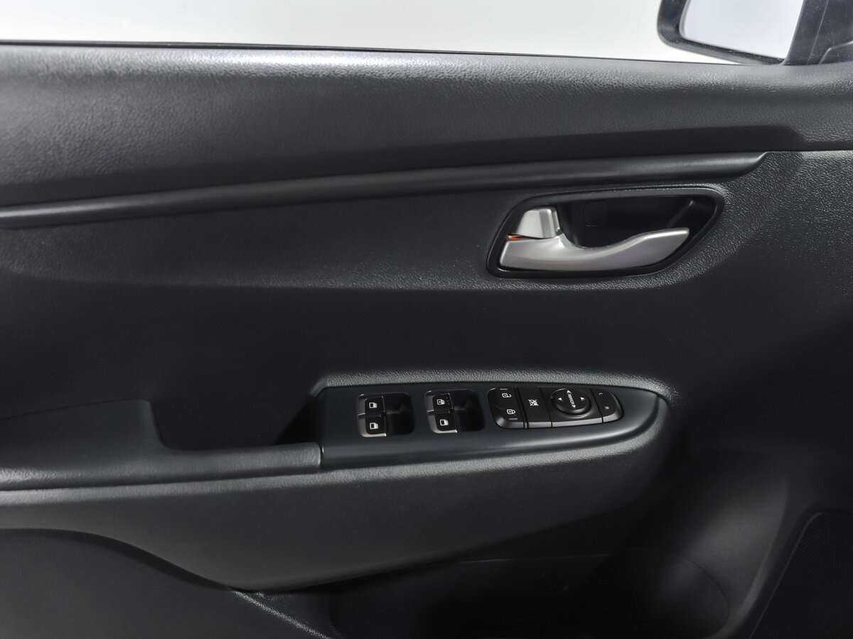 Kia Rio 2020 года с пробегом. Фото: #12