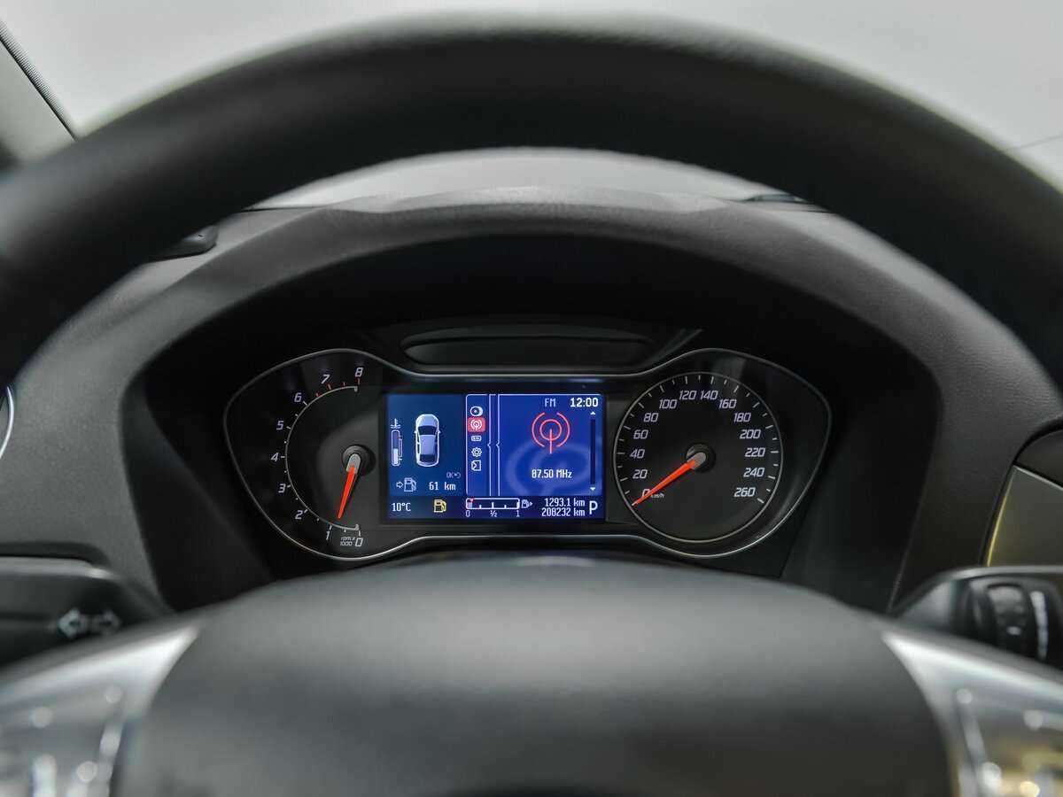 Ford Mondeo 2012 года с пробегом. Фото: #6