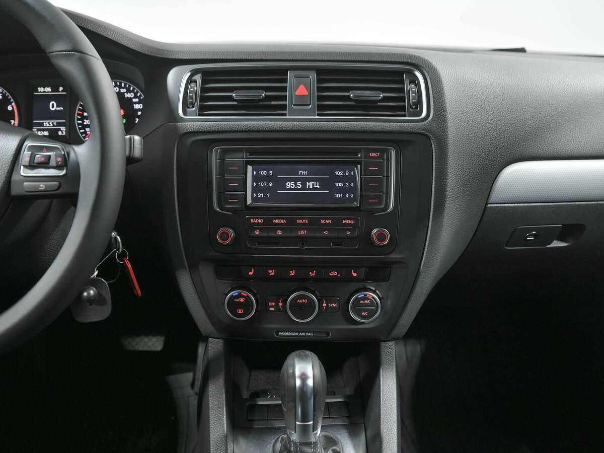 Volkswagen Jetta 2013 года с пробегом. Фото: #9