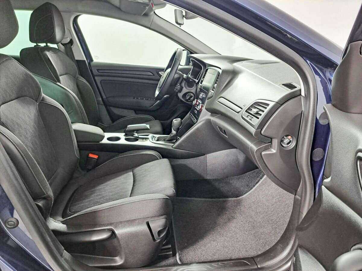 Renault Megane 2019 года с пробегом. Фото: #8