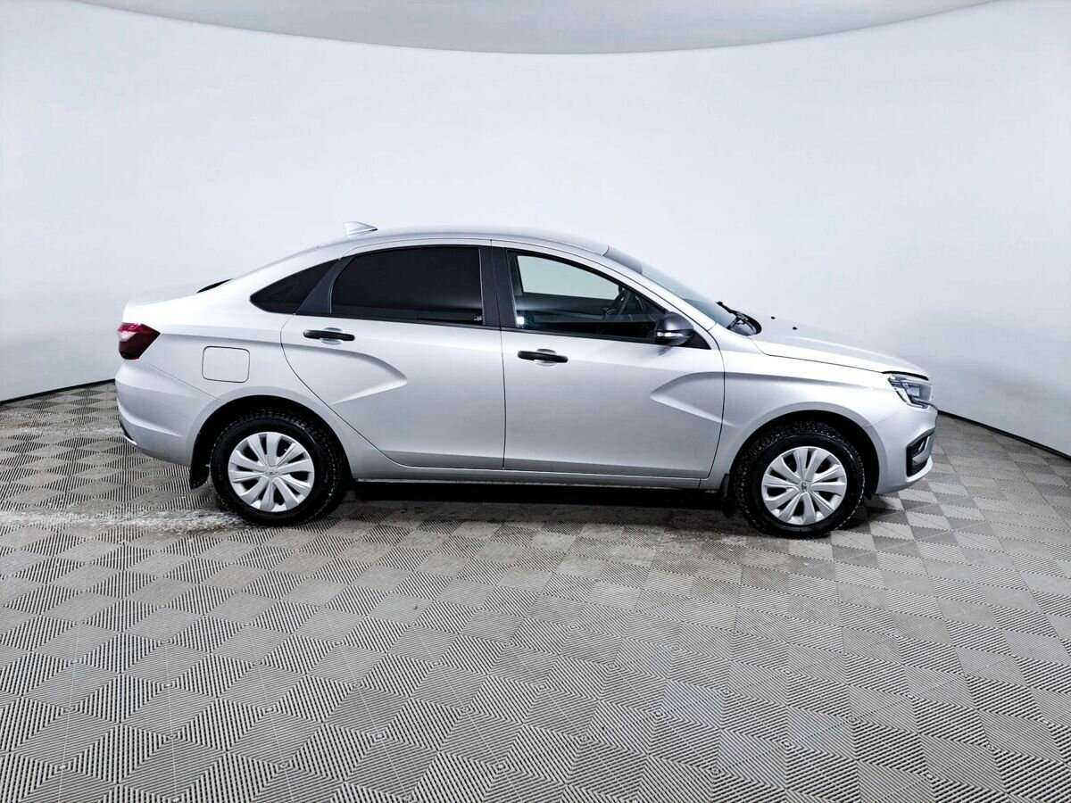 Lada (ВАЗ) Vesta 2023 года с пробегом. Фото: #3