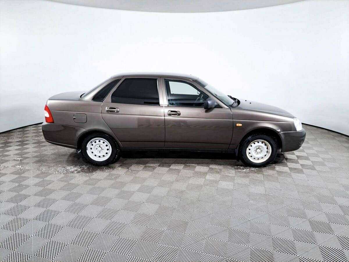 Lada (ВАЗ) Priora 2017 года с пробегом. Фото: #3