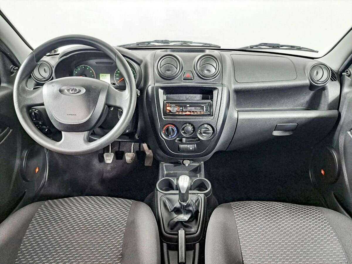 Lada (ВАЗ) Granta 2017 года с пробегом. Фото: #11