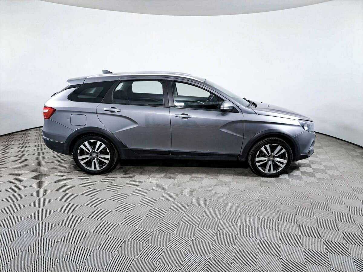 Lada (ВАЗ) Vesta 2017 года с пробегом. Фото: #3