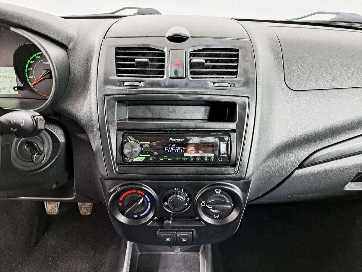 Lada (ВАЗ) Kalina 2018 года с пробегом. Фото: #12