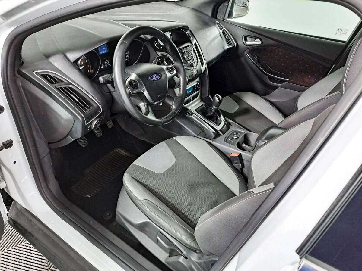 Ford Focus 2012 года с пробегом. Фото: #13