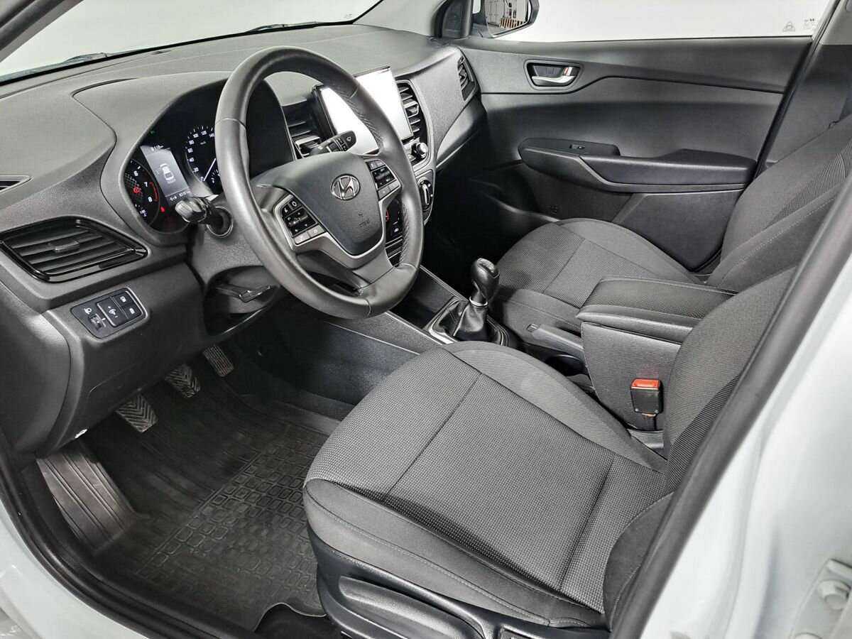 Hyundai Solaris 2021 года с пробегом. Фото: #14