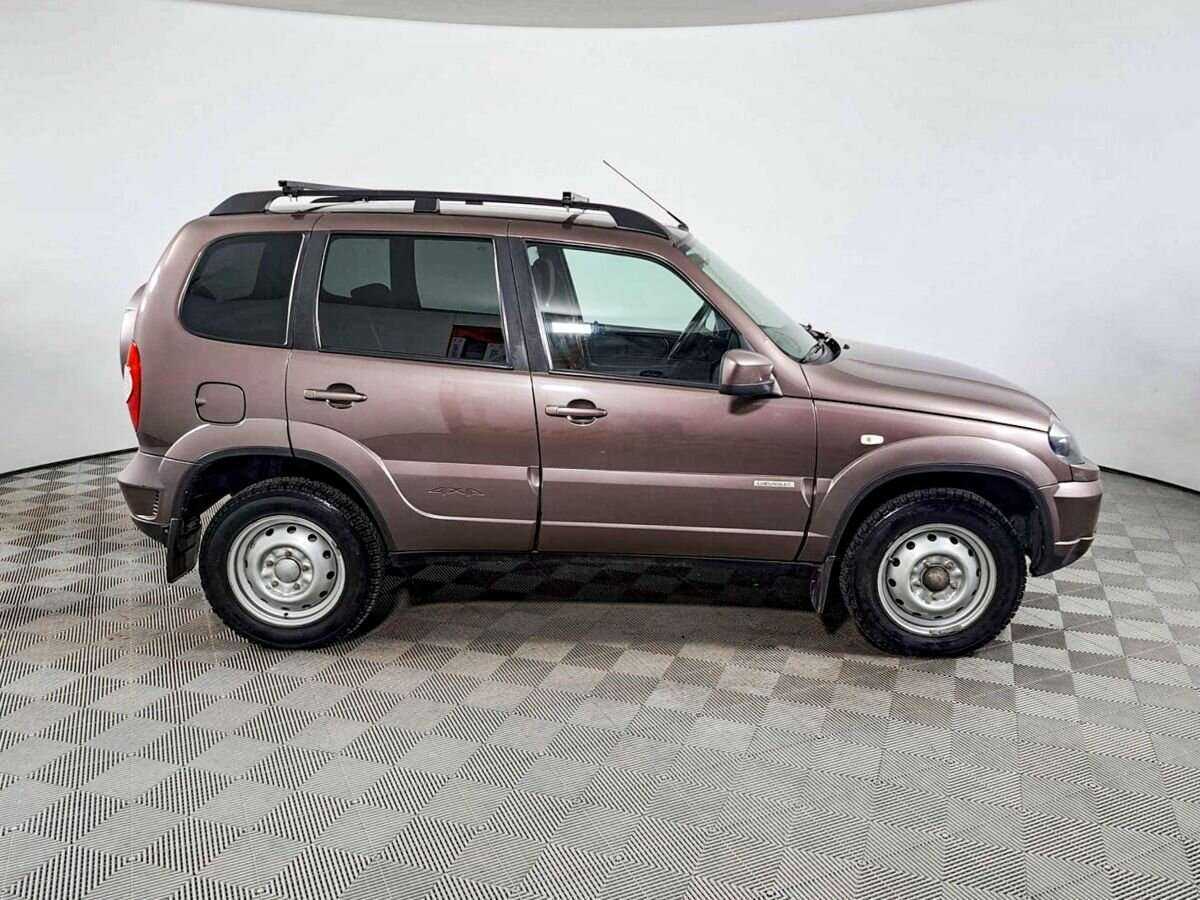 Chevrolet Niva 2017 года с пробегом. Фото: #3