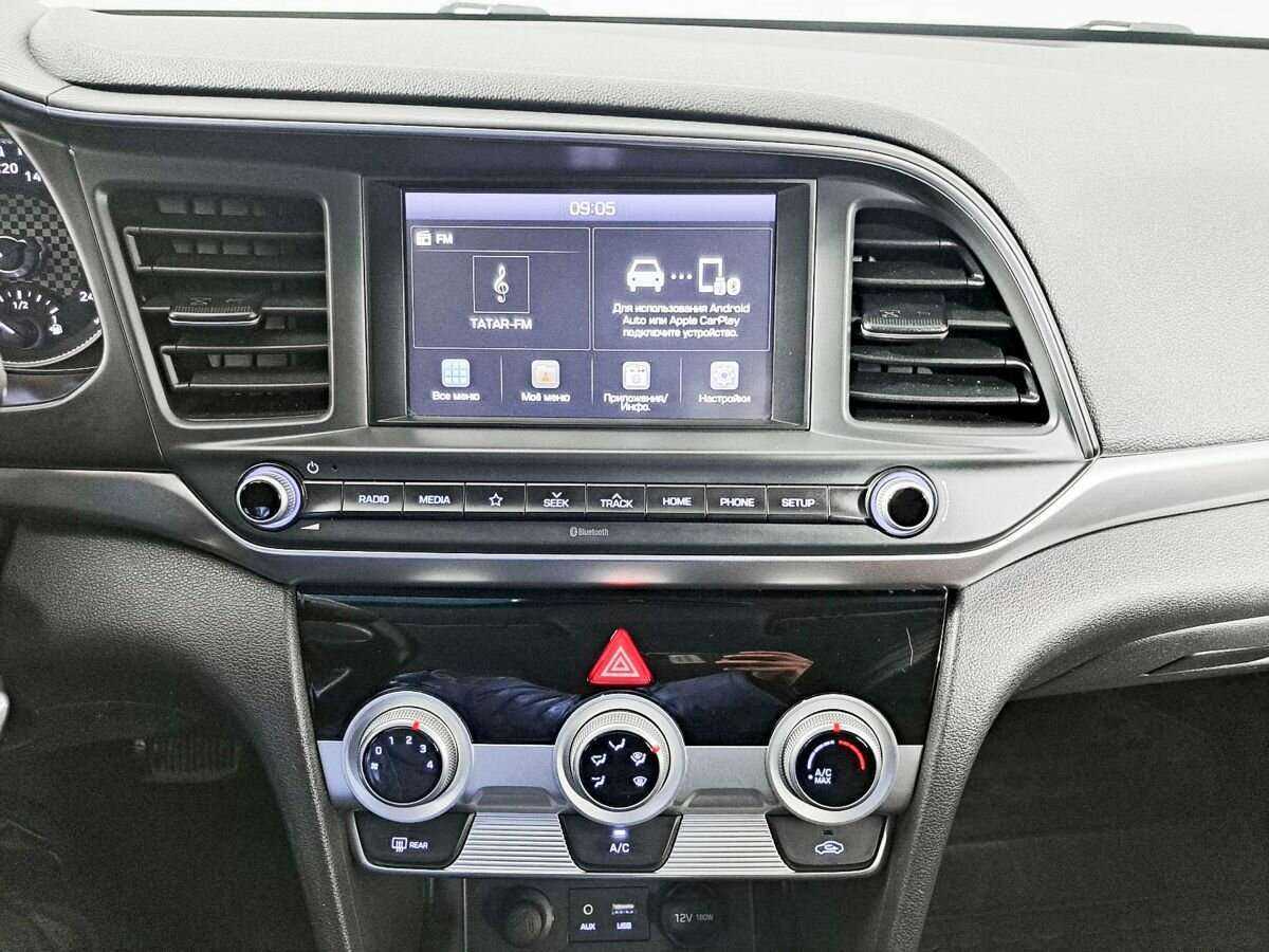 Hyundai Elantra 2019 года с пробегом. Фото: #11