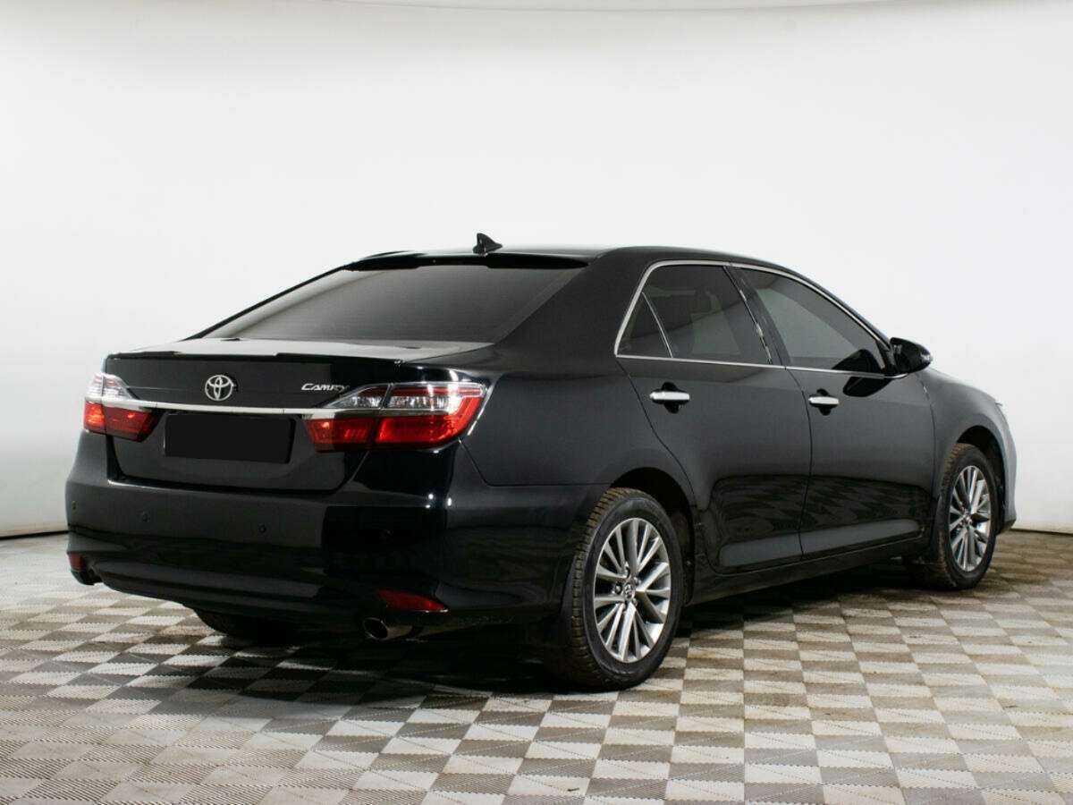 Toyota Camry 2017 года с пробегом. Фото: #4