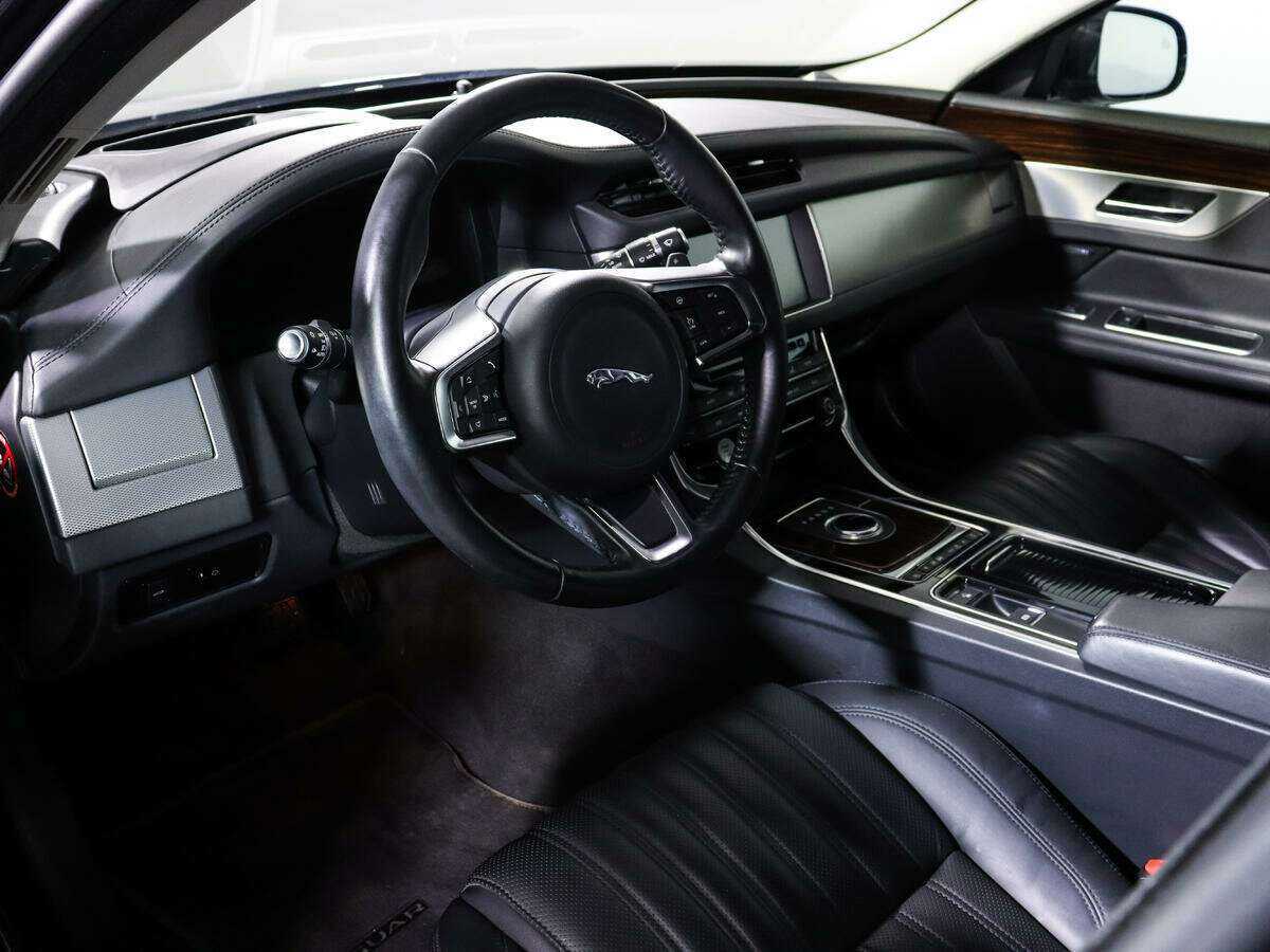 Jaguar XF 2018 года с пробегом. Фото: #12