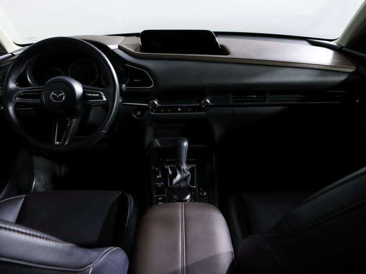 Mazda CX-30 2021 года с пробегом. Фото: #9