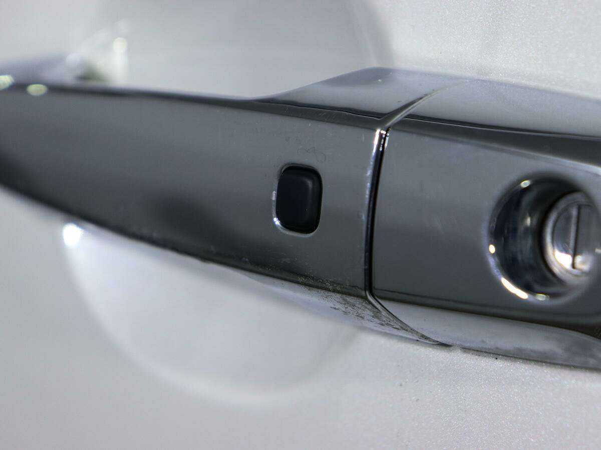 Mitsubishi Pajero Sport 2018 года с пробегом. Фото: #16