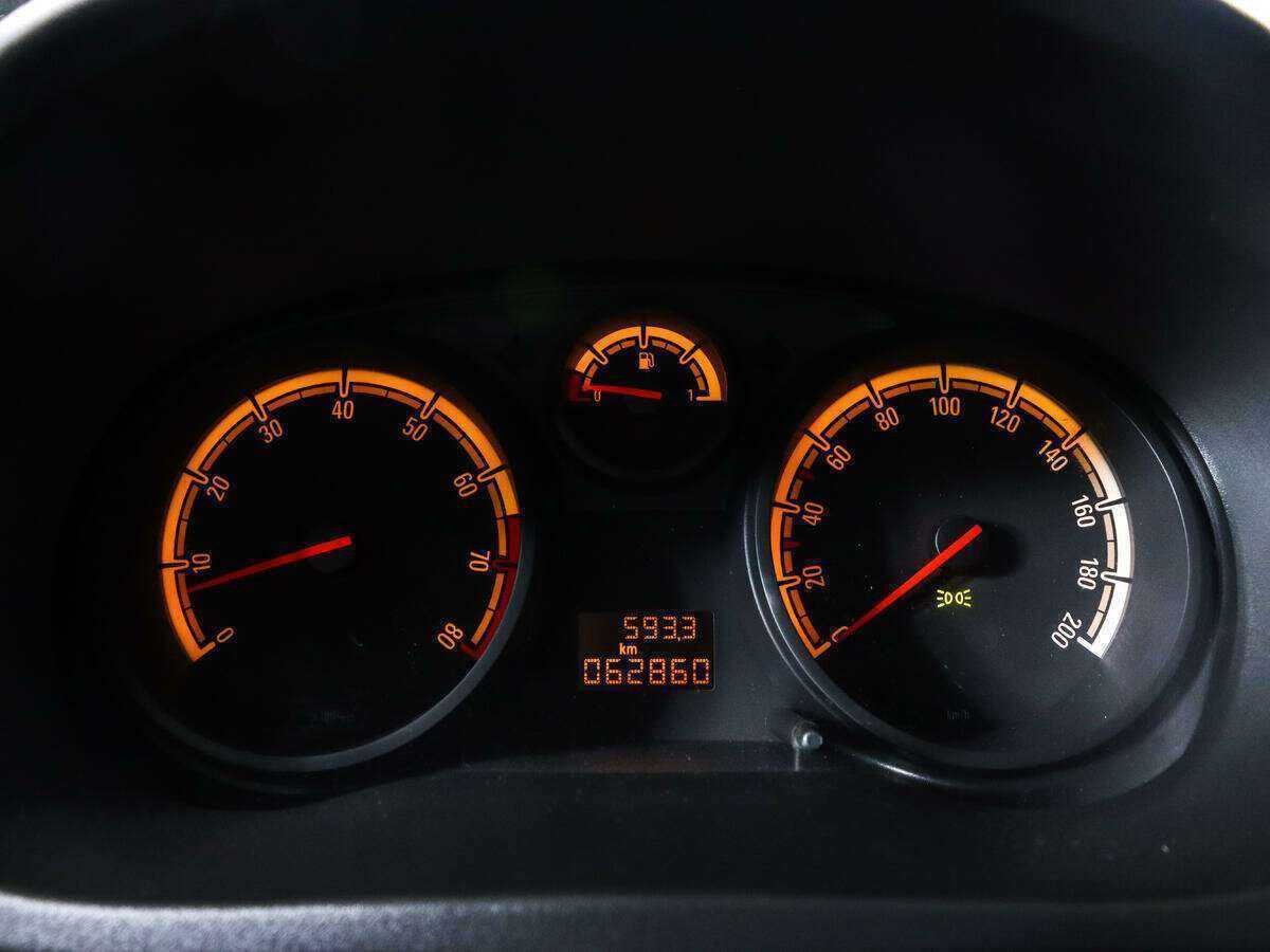 Opel Corsa 2012 года с пробегом. Фото: #8