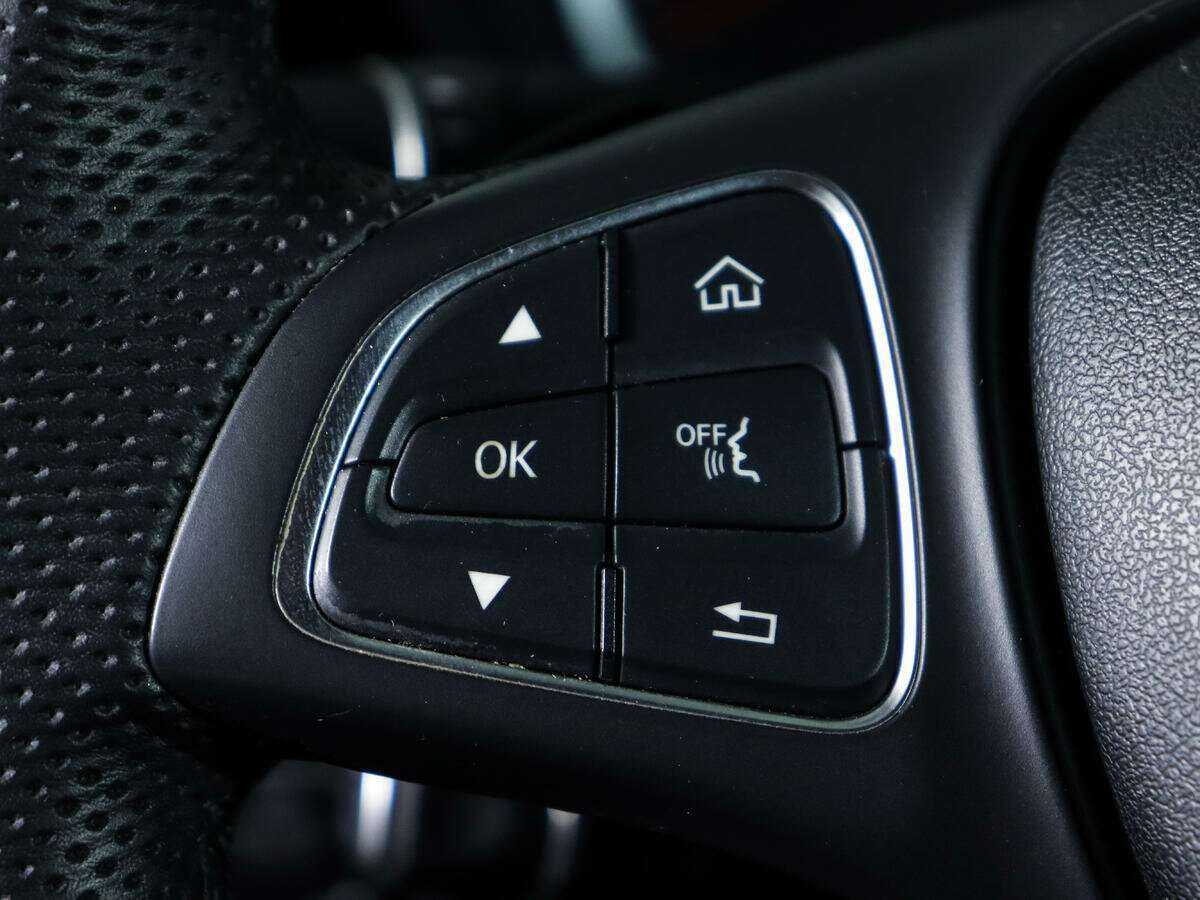 Mercedes-Benz C-Класс 2017 года с пробегом. Фото: #17