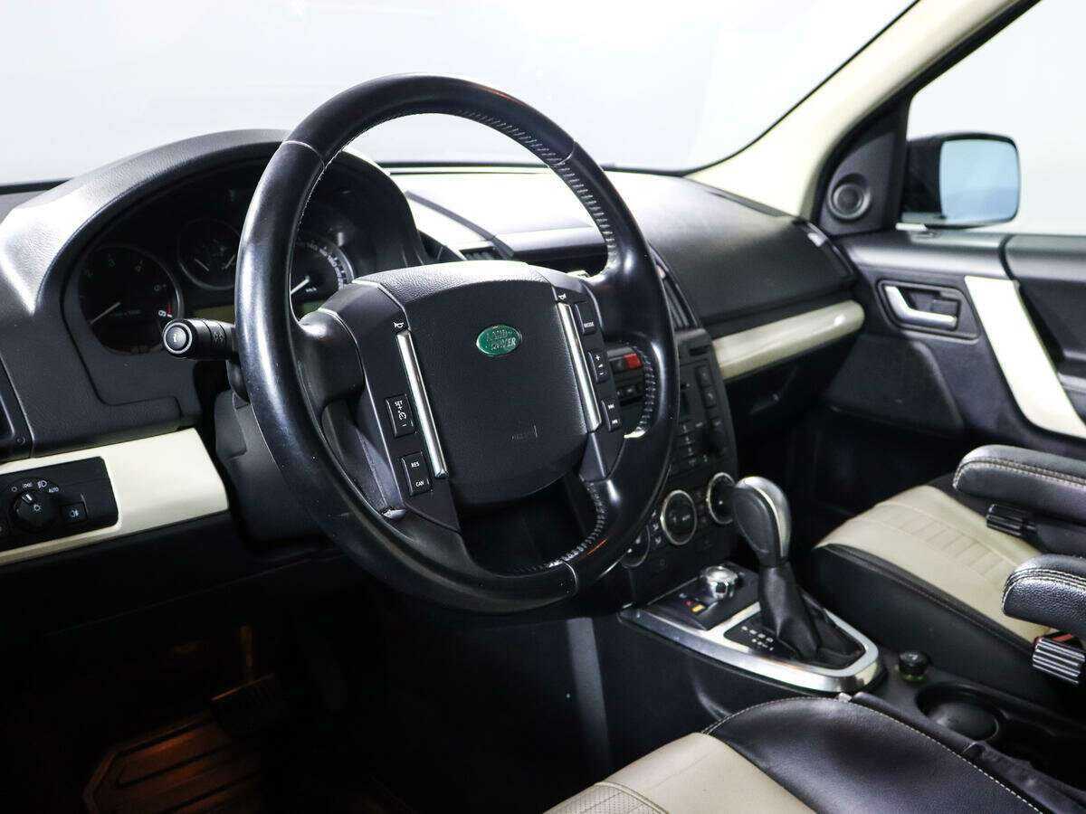 Land Rover Freelander 2012 года с пробегом. Фото: #12