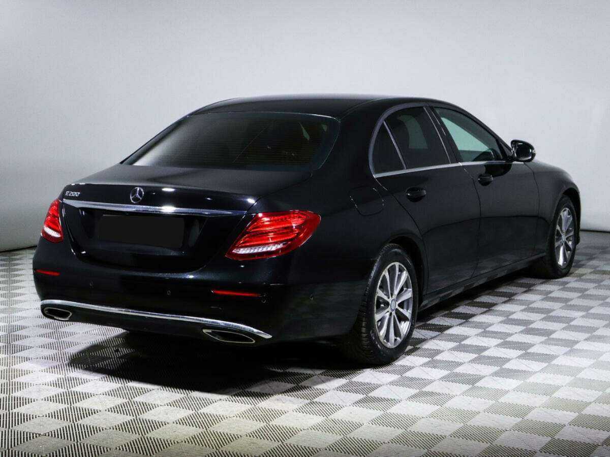 Mercedes-Benz E-Класс 2016 года с пробегом. Фото: #4