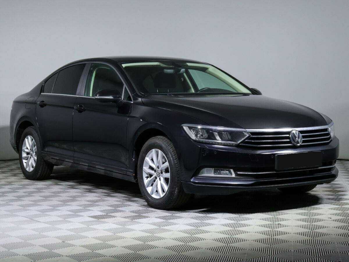 Volkswagen Passat 2015 года с пробегом. Фото: #2