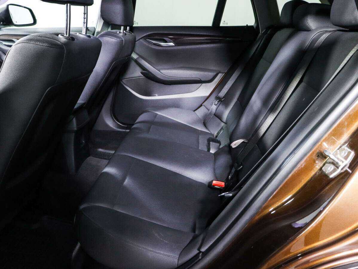 BMW X1 2012 года с пробегом. Фото: #9