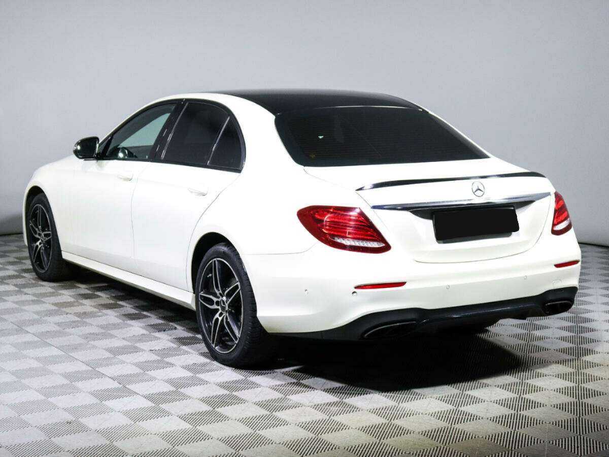 Mercedes-Benz E-Класс 2017 года с пробегом. Фото: #4