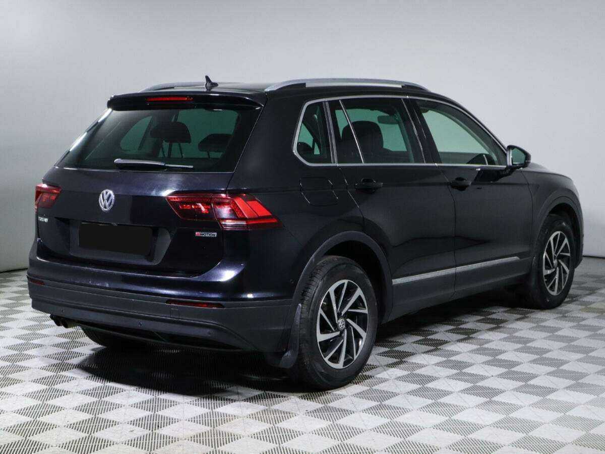Volkswagen Tiguan 2018 года с пробегом. Фото: #2