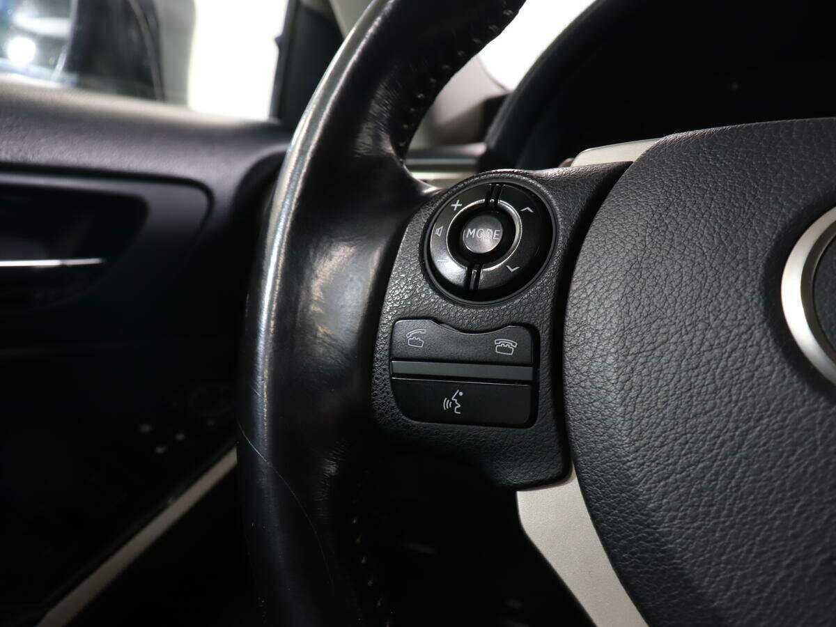 Lexus IS 2015 года с пробегом. Фото: #11