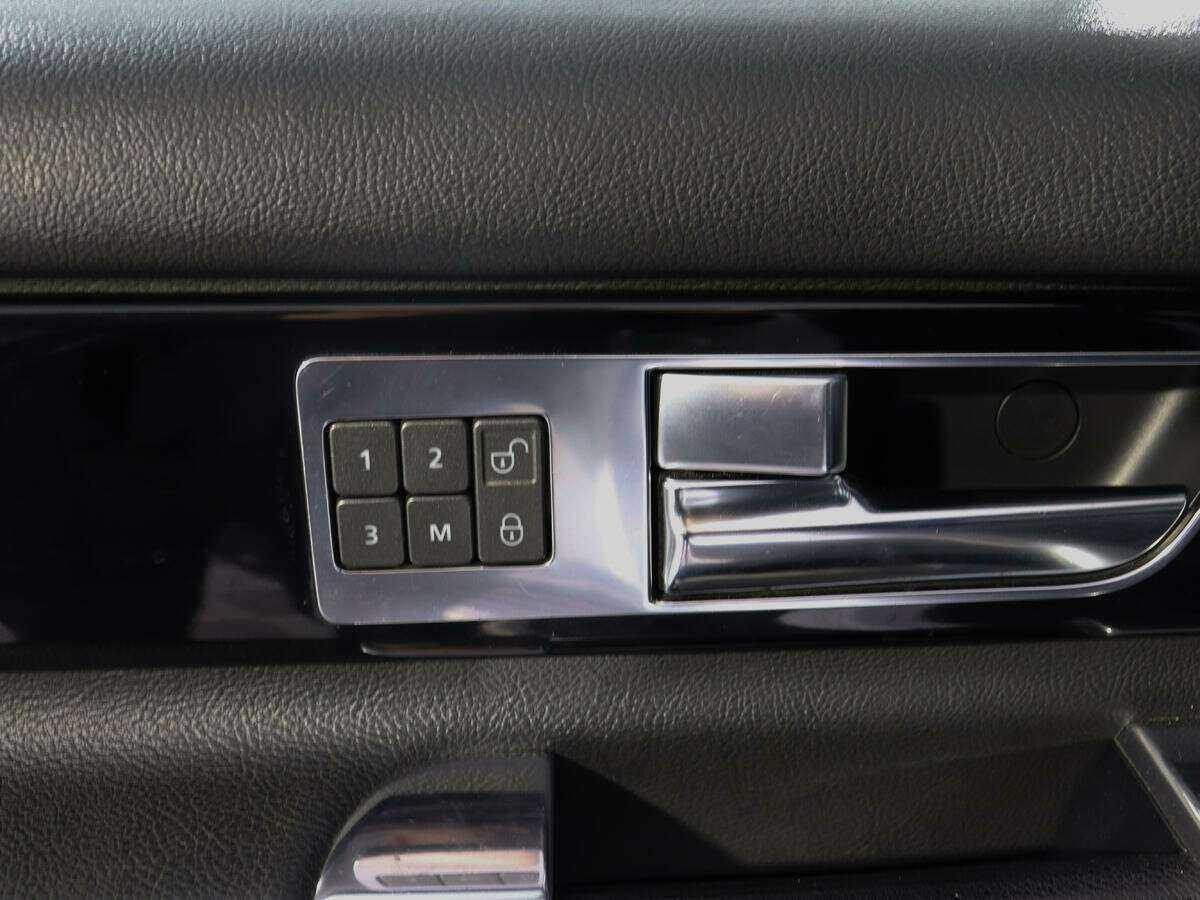 Land Rover Discovery 2013 года с пробегом. Фото: #15