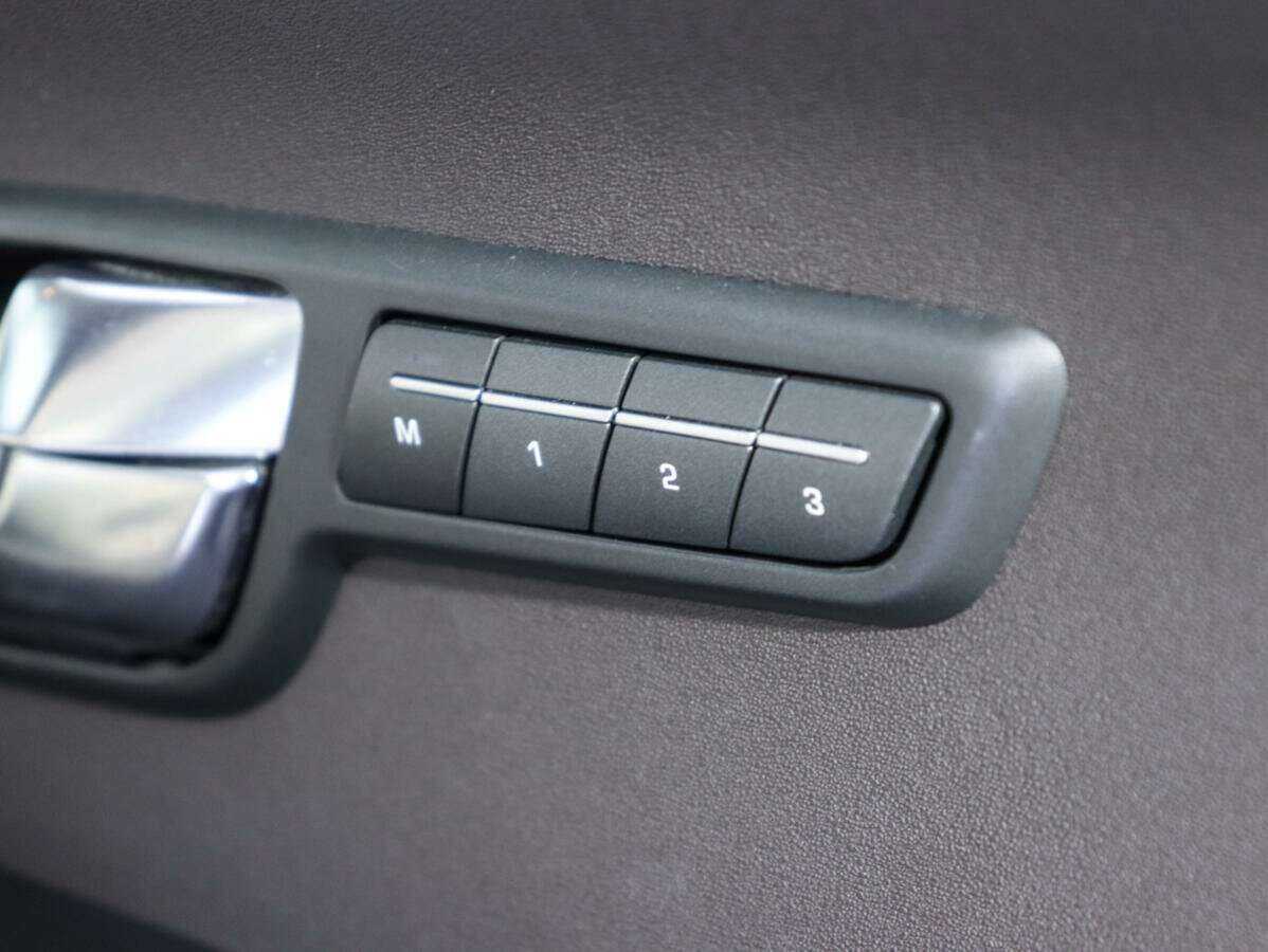 Land Rover Range Rover Evoque 2012 года с пробегом. Фото: #15