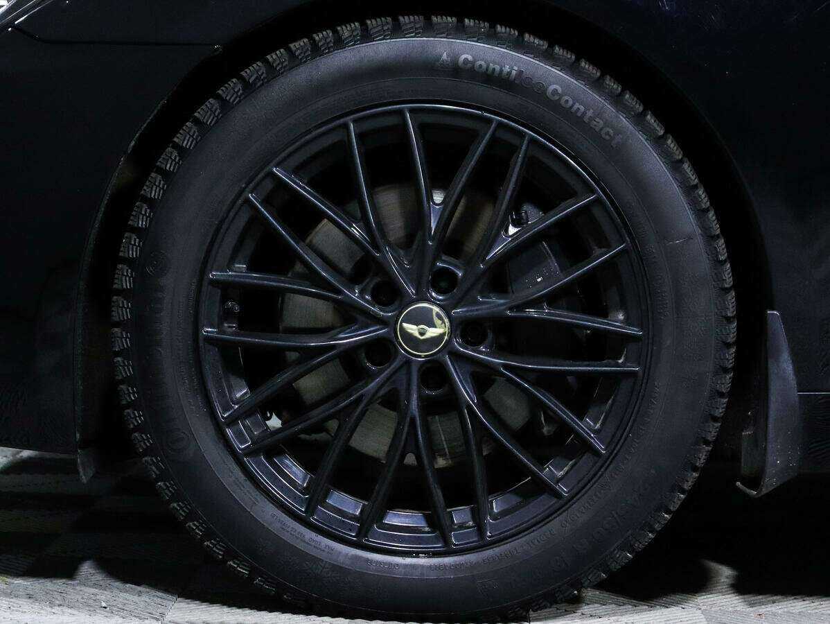 Hyundai Genesis 2014 года с пробегом. Фото: #12