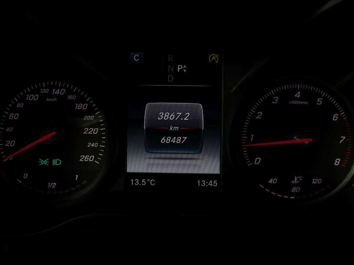 Mercedes-Benz C-Класс 2018 года с пробегом. Фото: #6