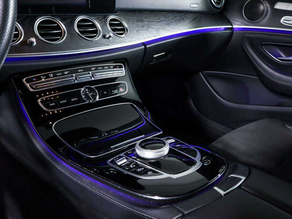 Mercedes-Benz E-Класс 2016 года с пробегом. Фото: #16