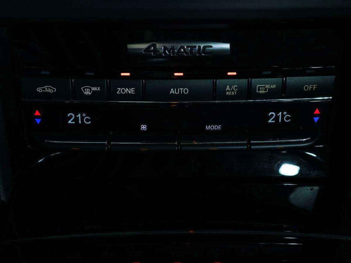 Mercedes-Benz E-Класс 2012 года с пробегом. Фото: #17