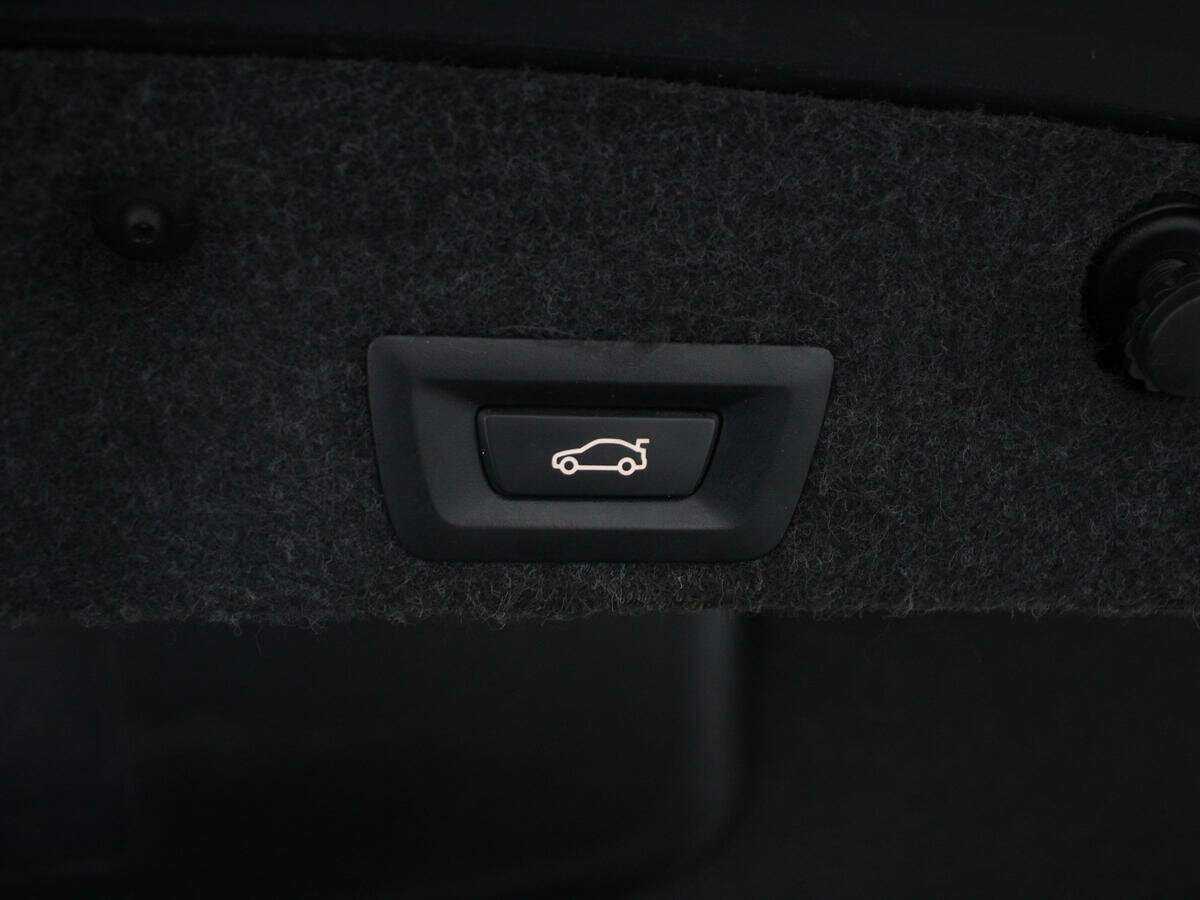 BMW 5 серии 2012 года с пробегом. Фото: #12