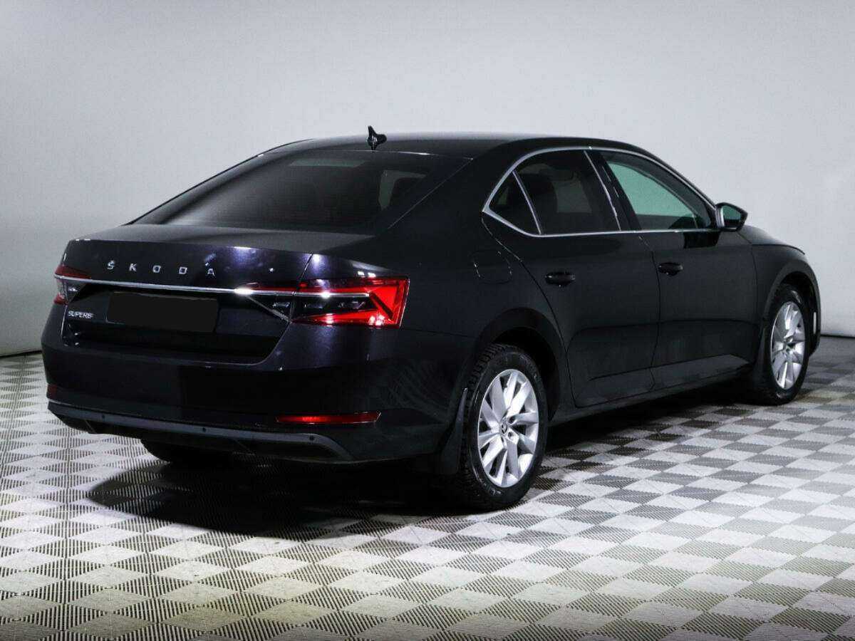 Skoda Superb 2020 года с пробегом. Фото: #4