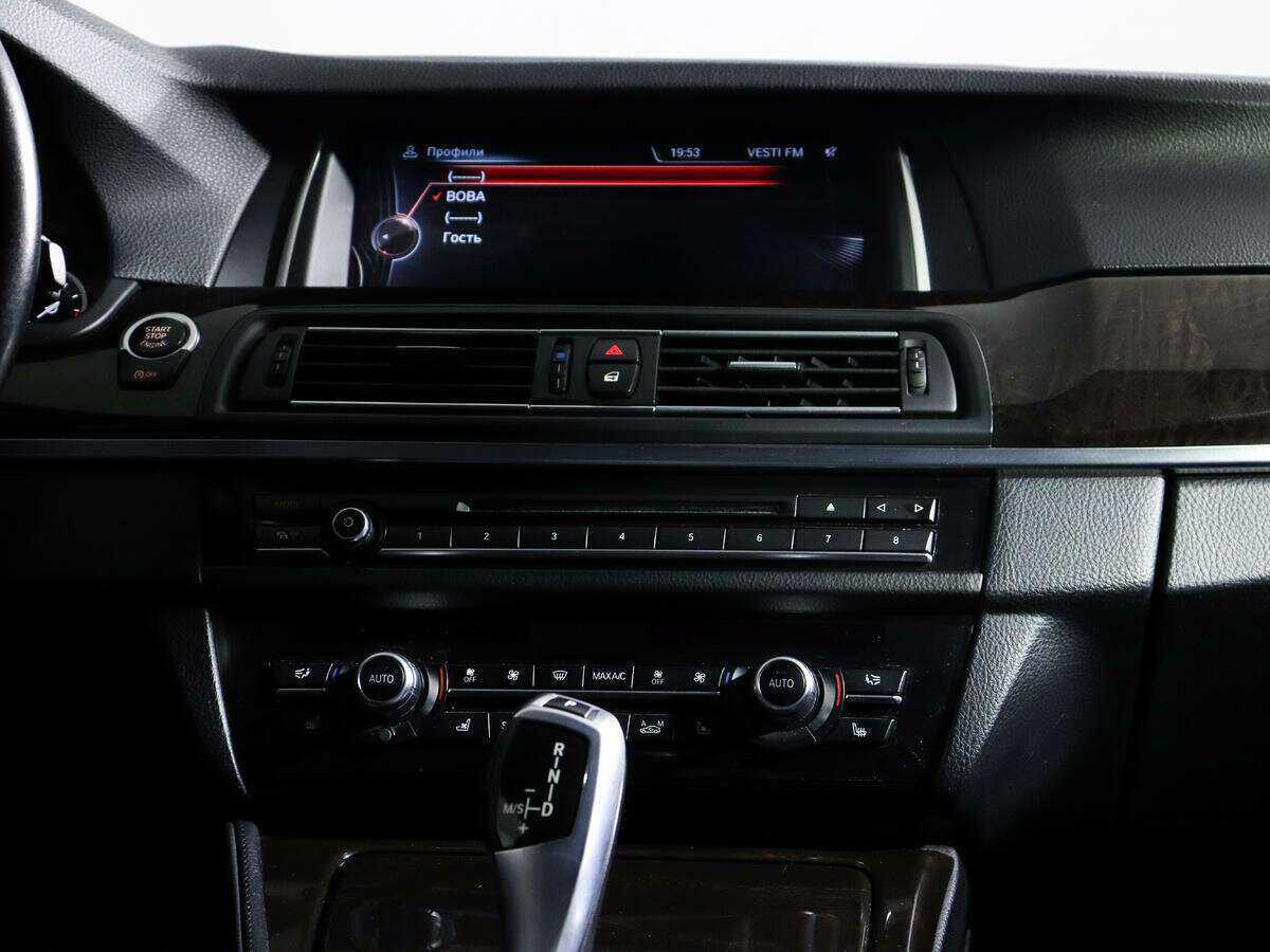BMW 5 серии 2015 года с пробегом. Фото: #9