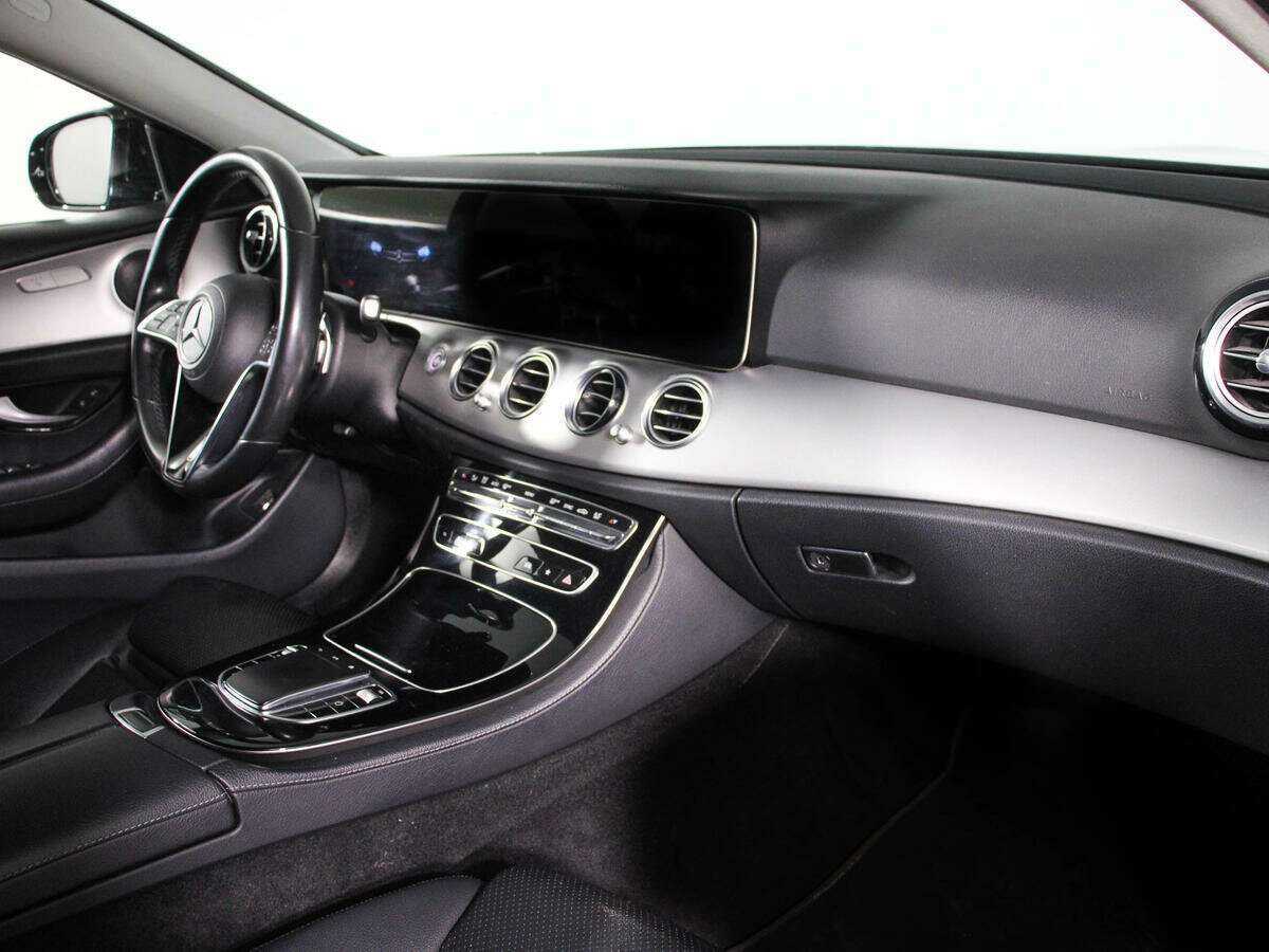 Mercedes-Benz E-Класс 2020 года с пробегом. Фото: #6