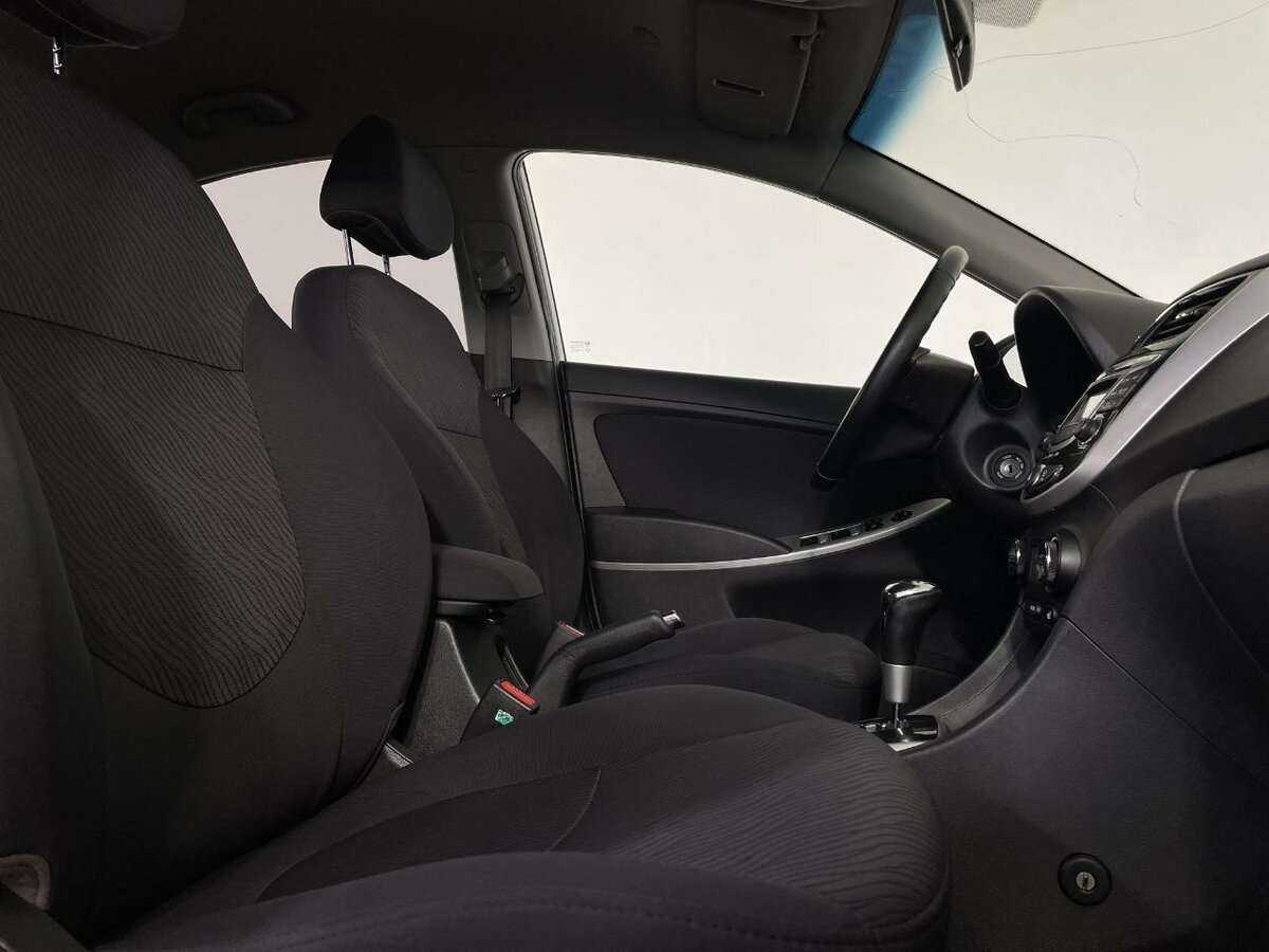 Hyundai Solaris 2012 года с пробегом. Фото: #13