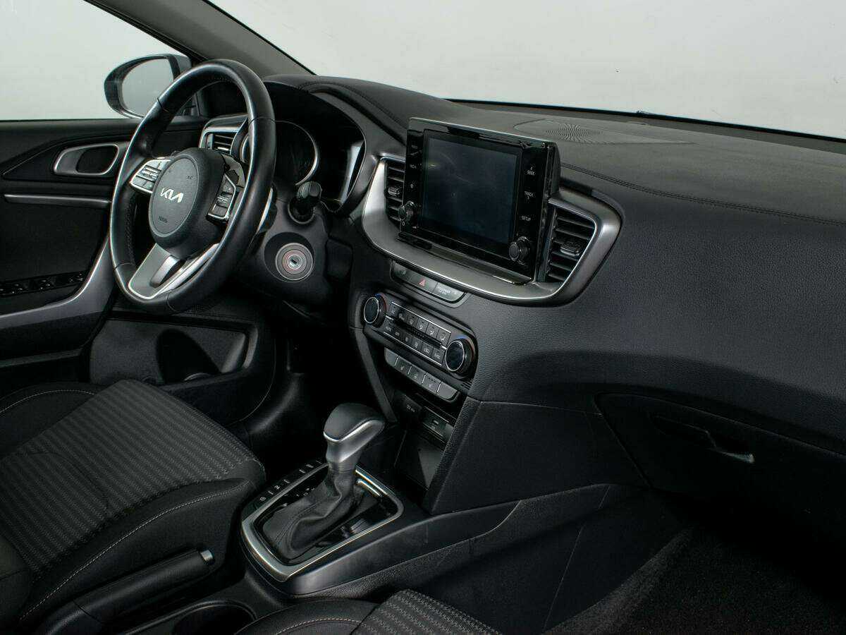 Kia Ceed 2021 года с пробегом. Фото: #6