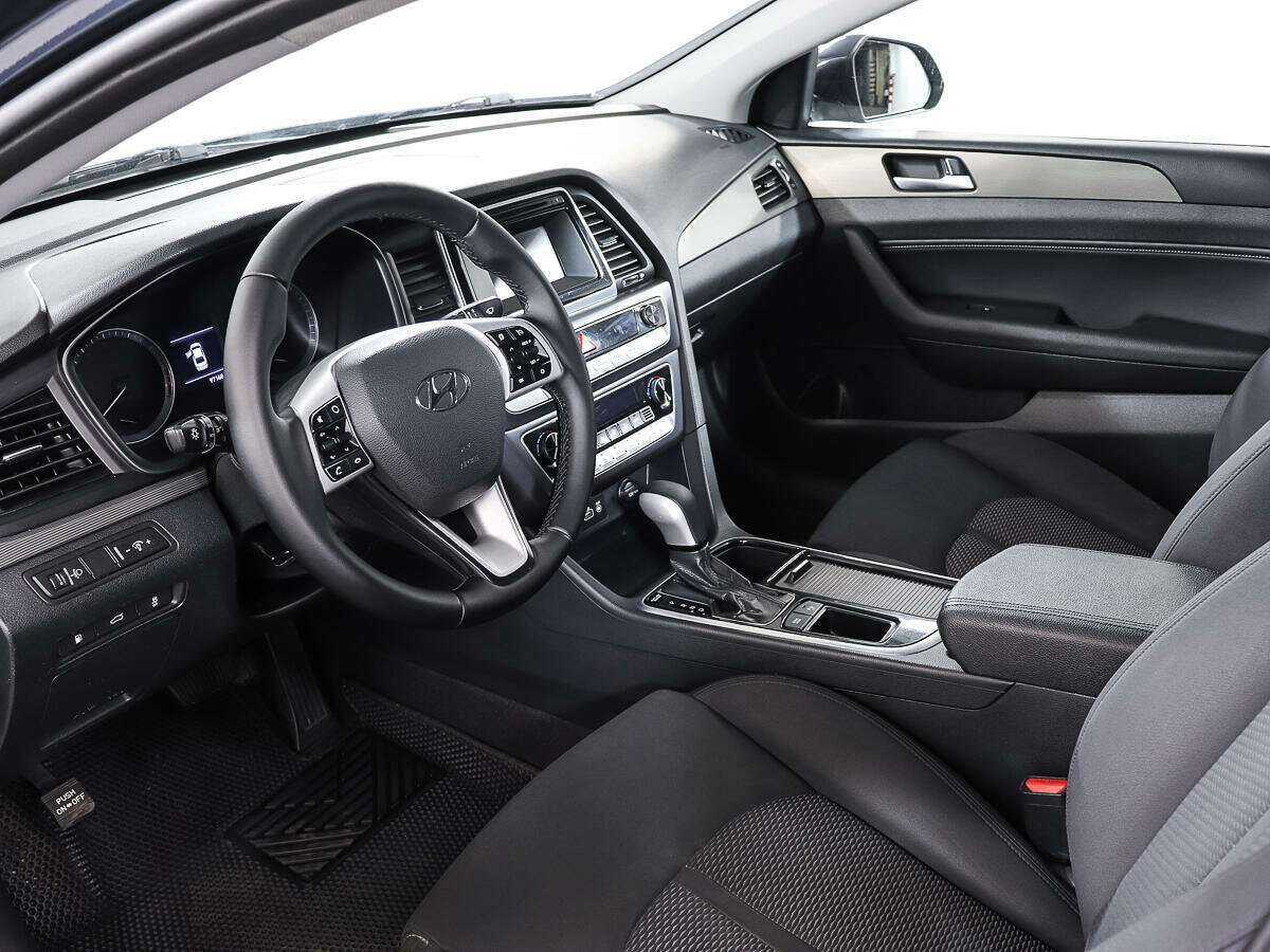 Hyundai Sonata 2018 года с пробегом. Фото: #12