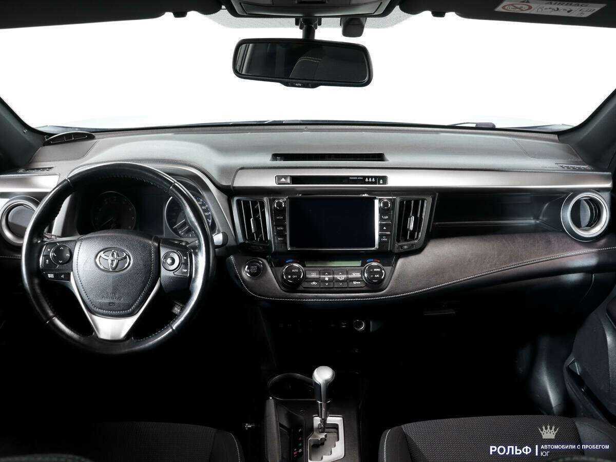 Toyota RAV4 2019 года с пробегом. Фото: #10