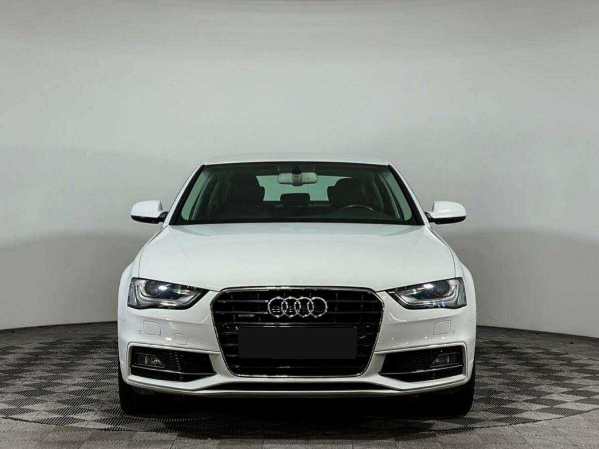 Audi A4 2013 года с пробегом. Фото: #1