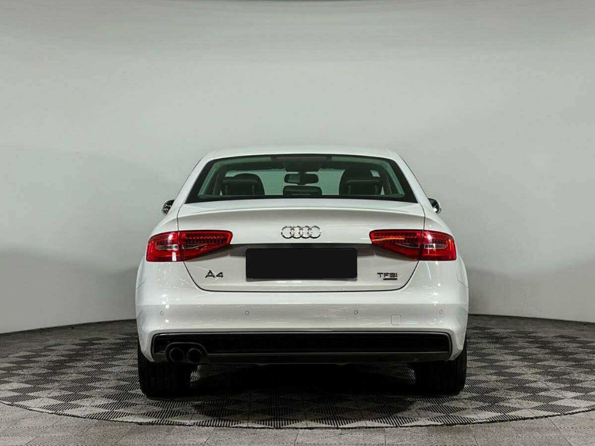 Audi A4 2013 года с пробегом. Фото: #5