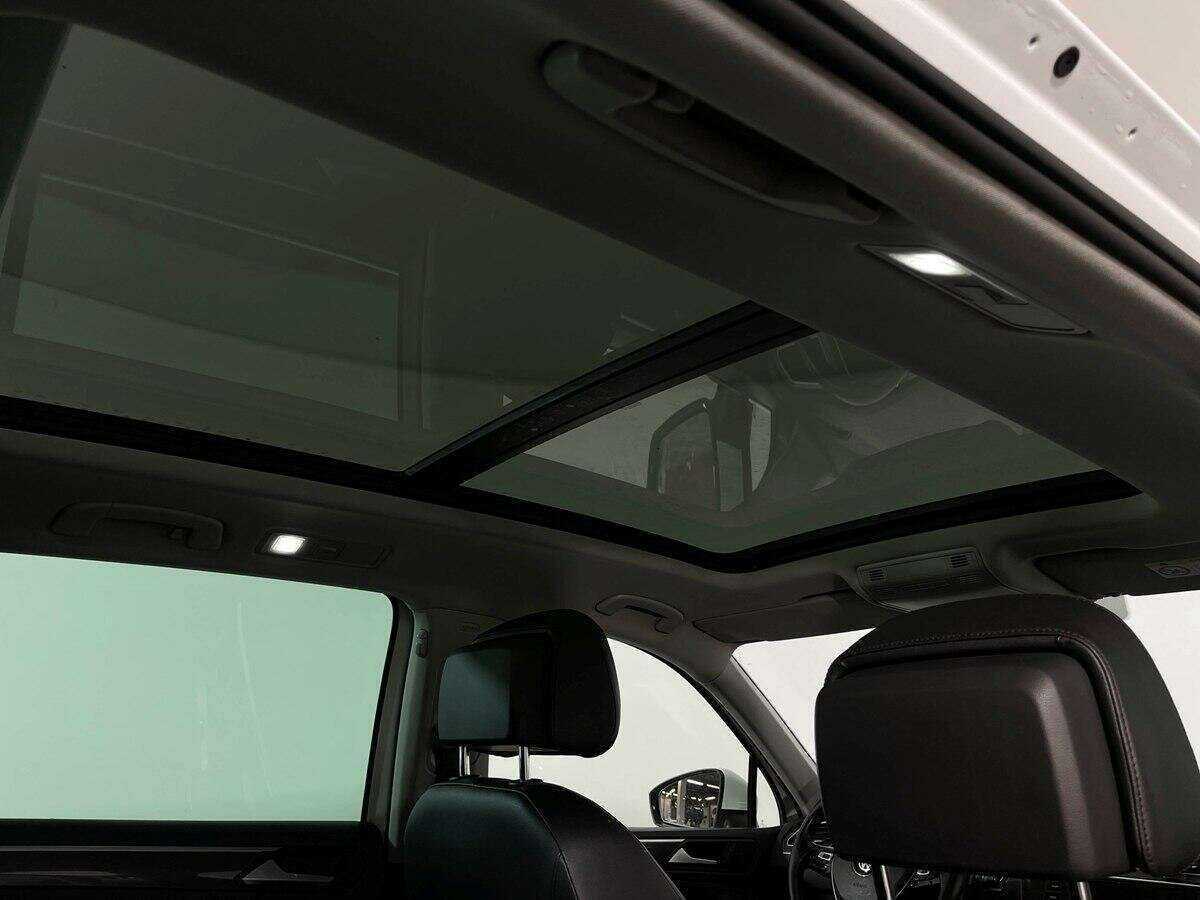 Volkswagen Tiguan 2018 года с пробегом. Фото: #12