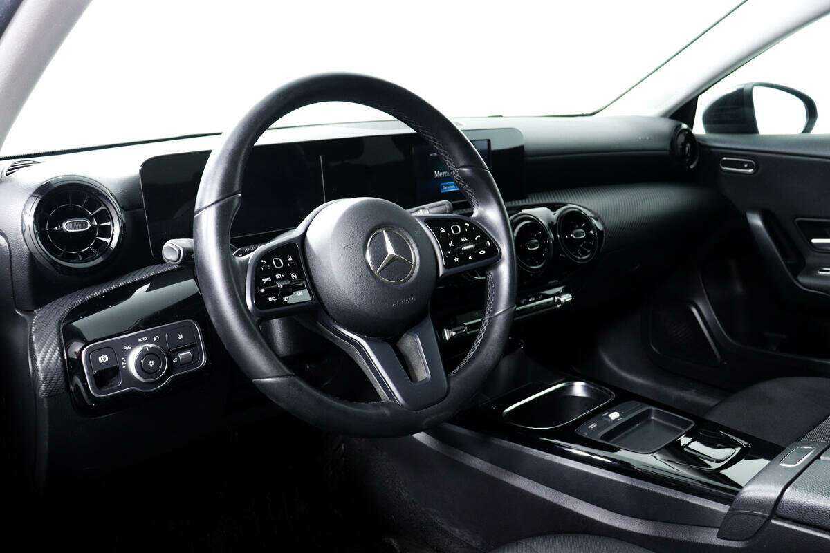 Mercedes-Benz A-Класс 2019 года с пробегом. Фото: #12