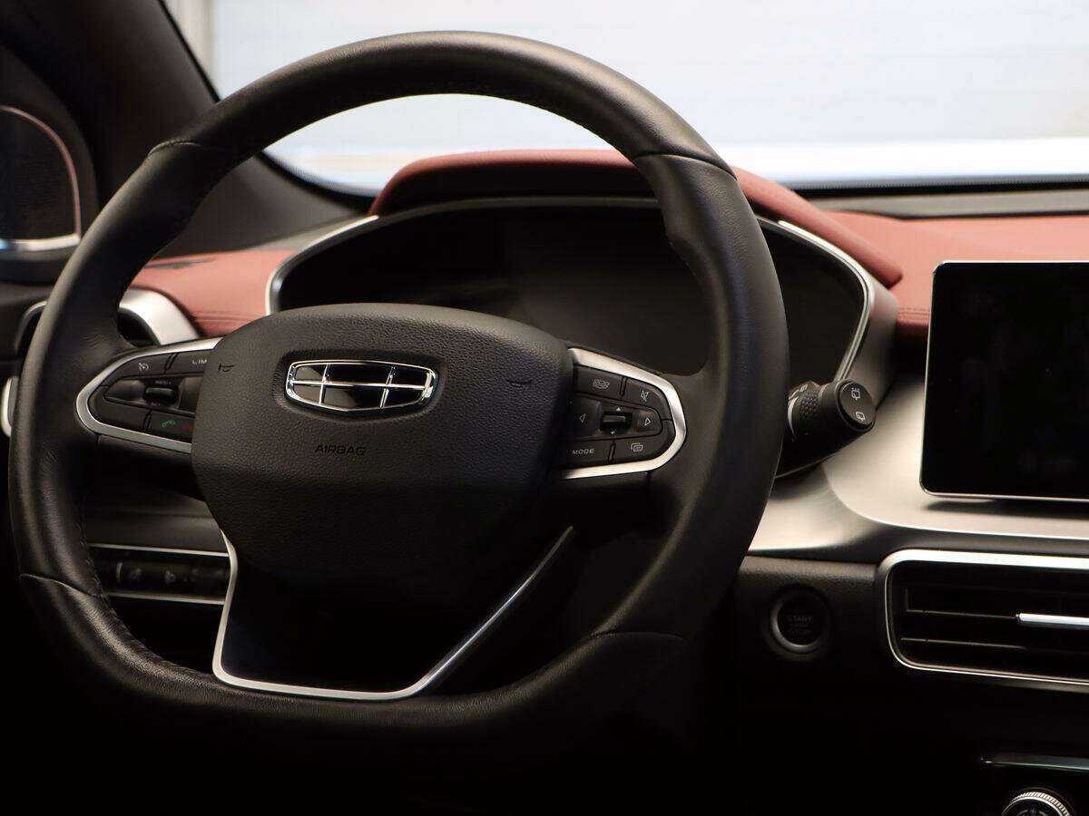 Geely Coolray 2020 года с пробегом. Фото: #9