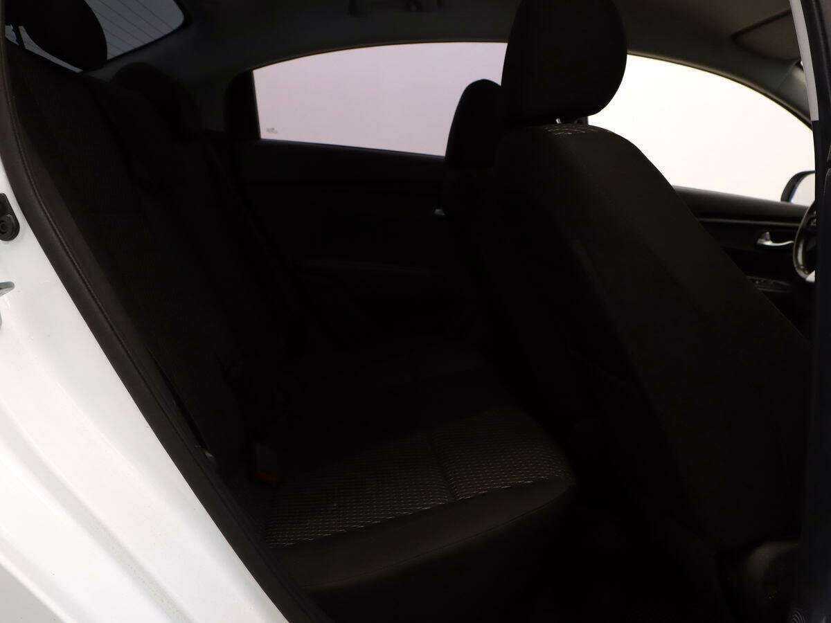 Kia Rio 2018 года с пробегом. Фото: #7