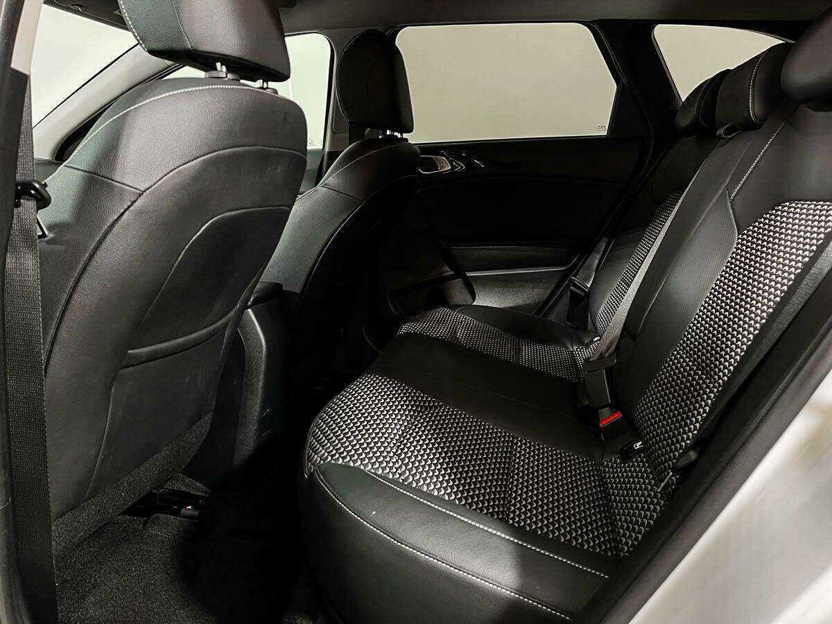 Kia Ceed 2021 года с пробегом. Фото: #7