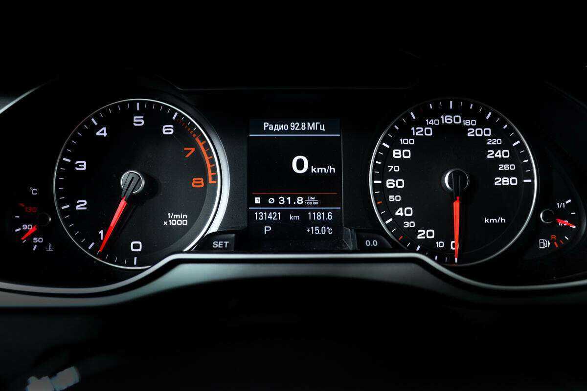 Audi A4 2014 года с пробегом. Фото: #9